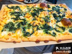 -必胜客(证大大拇指店)