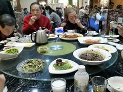 -华航饭店(华馨小区店)