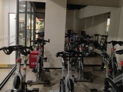 -豪逸健体(中骏广场店)