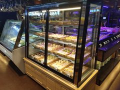 面包甜点陈列柜-盛江山自助料理(太原街万达店)