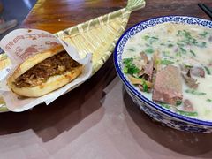 牛肉烧饼（多肉）-穆得·老周家牛肉烧饼(普利街店)