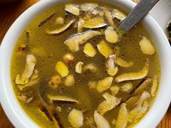 松茸炖鸡-翕庐小苑