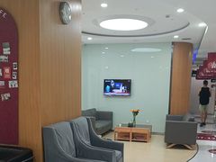 -雅悦齿科(顾村公园店)