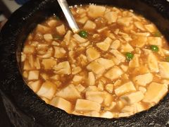 石锅西施豆腐-绿茶餐厅(光谷世界城步行街店)