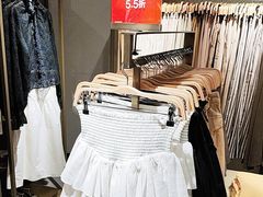 -URBAN REVIVO(北京斯普瑞斯奥特莱斯店)