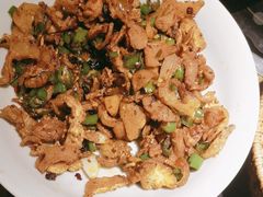 -吃饭皇帝大土家民族菜(正大广场店)