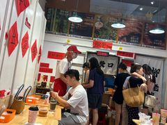 -柳州肥姨妈大骨螺蛳粉(万达中心店)