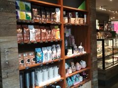 零售区-星巴克(东莞莞城万科中心店)