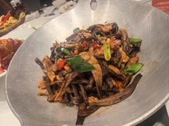-望海湾鱼头泡饼·天津菜(空港店)