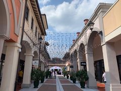 -佛罗伦萨小镇广佛名品奥特莱斯(疏港路店)