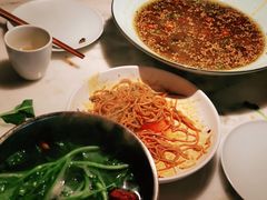 -初蓉丨遇见新川菜(亲贤街荣耀店)
