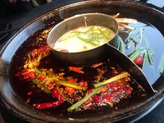 -渝涯重庆豆花老火锅(中赢国际店)
