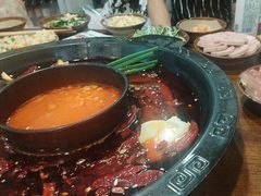 -黄潇洒老火锅(九眼桥宏济巷店)