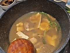 -菌自在·云南野生菌火锅(长安万达店)
