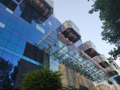-赛格国际购物中心(小寨店)
