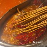 市中心最好吃的老成都串串！牛肉6毛！一次吃到爽！