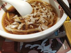 -呷佬·长沙手工米粉(金沙江路店)