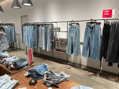 -URBAN REVIVO(西安Momopark店)