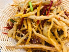 -江城燕子大排档(江汉路步行街店)