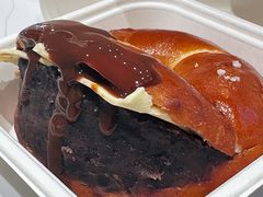 -HOT CRUSH趁热集合·现烤面包(环球港店)