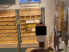 -MUJOSH木九十眼镜(月星环球港B1店)