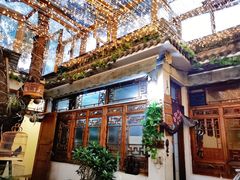 -丽江庭院·云南野生菌·海鲜火锅(鼓楼四合院店)