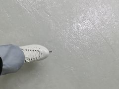 -冠军冰场CHAMPION RINK(环球银泰城店)