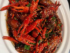 -肥肥虾庄·金牌油焖大虾(东湖欢乐谷店)
