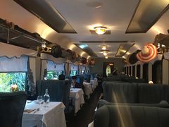 靠窗位-火车头法国西餐厅