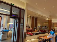 -亚龙湾希尔顿自助餐厅·海鲜·烧烤·沙滩BBQ·现场乐队