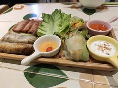 -越弥越南传统美食馆