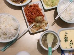 -老乡鸡(上海白玉兰广场店)