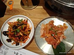 -青瓦餐厅·生鱼片·韩园烤肉(西塔店)