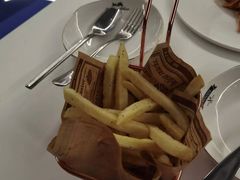 -蛋黄纪简餐厅