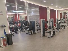 -英派斯健身旗舰店(海信国际中心馆)