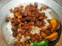 -巴厘龙虾·榜首油焖大虾(音乐学院·沿江酒馆店)