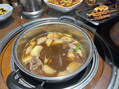 -马路牙子烧烤音乐酒馆(望京店)