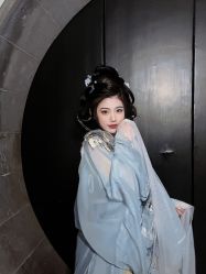 -一揽芳华汉服旗袍体验馆(拙政园店)