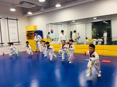 -金载勋跆拳道场(玲东花园店)