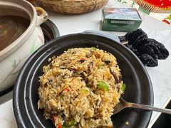 牛肝菌炒饭-原林野山菌火锅·炒菌(关上野生菌一条街店)