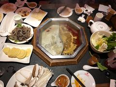 -陈府大宅门成都火锅·手切鲜肉(太原街店)