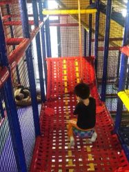 -动力星球家庭亲子游乐中心