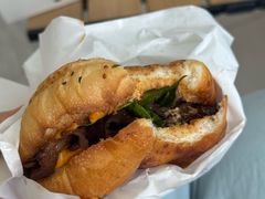 -必胜客(尹山湖歌林公园店)