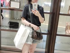 -东荟城名店仓