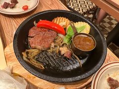 -玛格萝妮比萨屋(陆家浜路店)