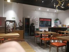 大堂-极有家小鱼小鸡石锅煲(佳兆业店)