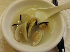 -东豪园林海鲜酒家(南港路辅路店)