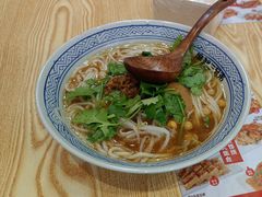 -魔都三兄弟酸辣粉·蘸卤炸串(虹桥万科店)