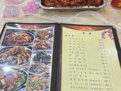 -江城燕子大排档(江汉路步行街店)