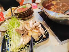 -尚品海鲜肥牛自助火锅(湖明店)